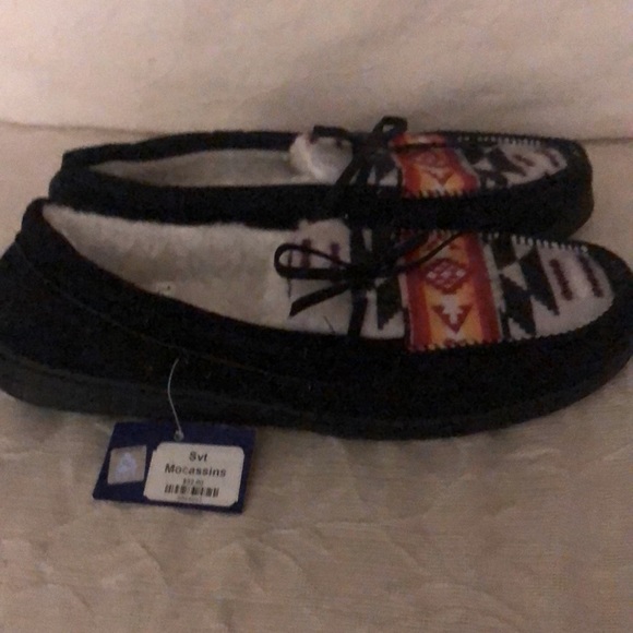 Nu Trendz mocassins, leukemias slippers size 14 but feels more like11 or12 - Picture 3 of 7